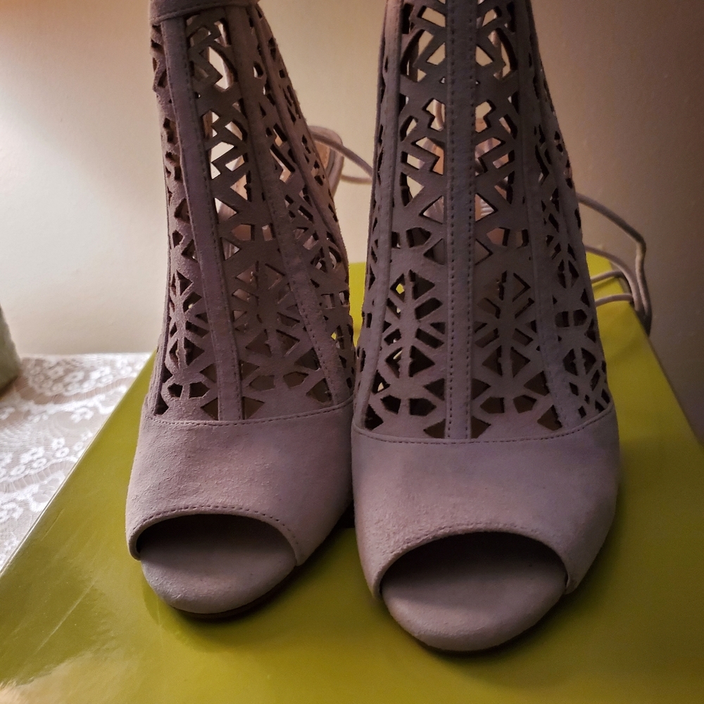Women's Shoes